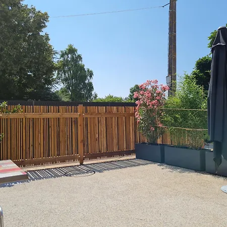 Séjour à la campagne Cosy Avec Mezzanine, Cour Privative Et Espace à - Fr-1-426-478 *