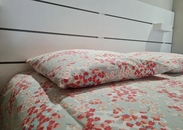 Cosy Avec Mezzanine, Cour Privative Et Espace à - Fr-1-426-478 Casa de Férias