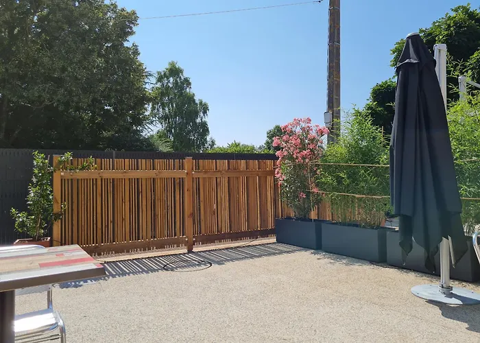 Casa de Férias Cosy Avec Mezzanine, Cour Privative Et Espace à - Fr-1-426-478 *